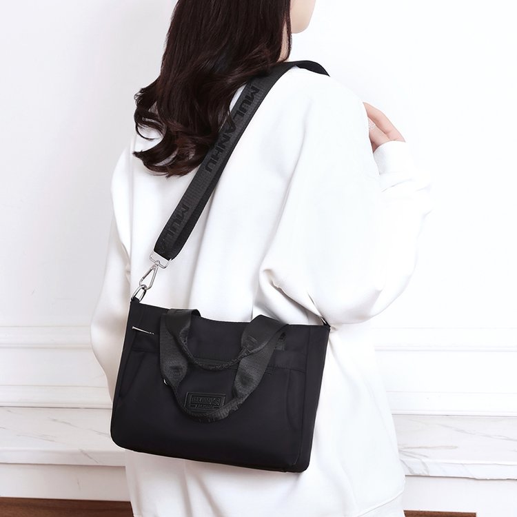 NO:牧澜狐&8201Women's Handbags Suppliers in China OEM Manufacturers Minimalist Women's Clutch Manufacturers